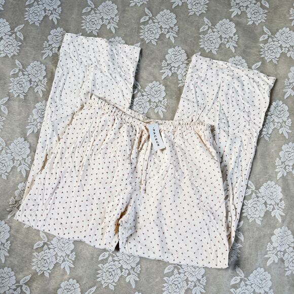 Brandy Melville Pants - Brandy Melville Floral Pajama Pants One Size NWT